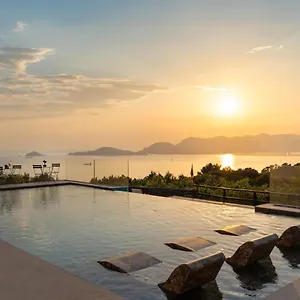 5* Отель Golfo Dei Poeti Relais &